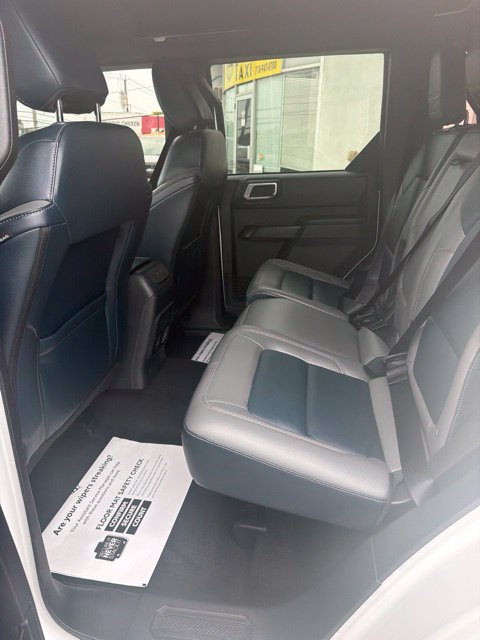Certified 2024 Ford Bronco Outer Banks AWD/4WD image 13