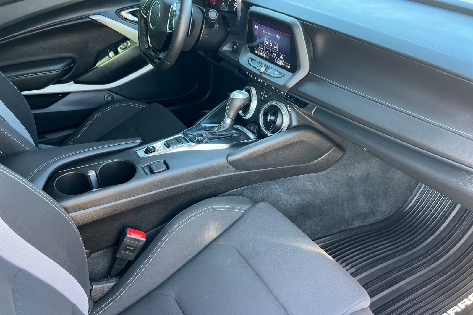 Used 2023 Chevrolet Camaro SS RWD image 17