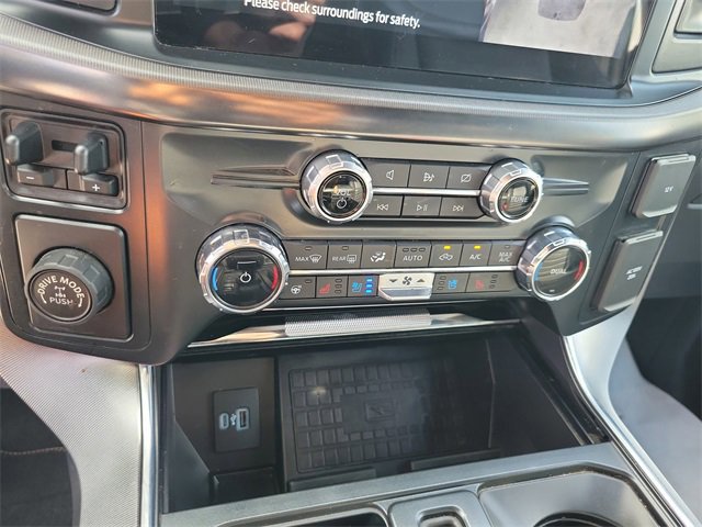 Certified 2022 Ford F150 Platinum w/ Equipment Group 701A High image 28