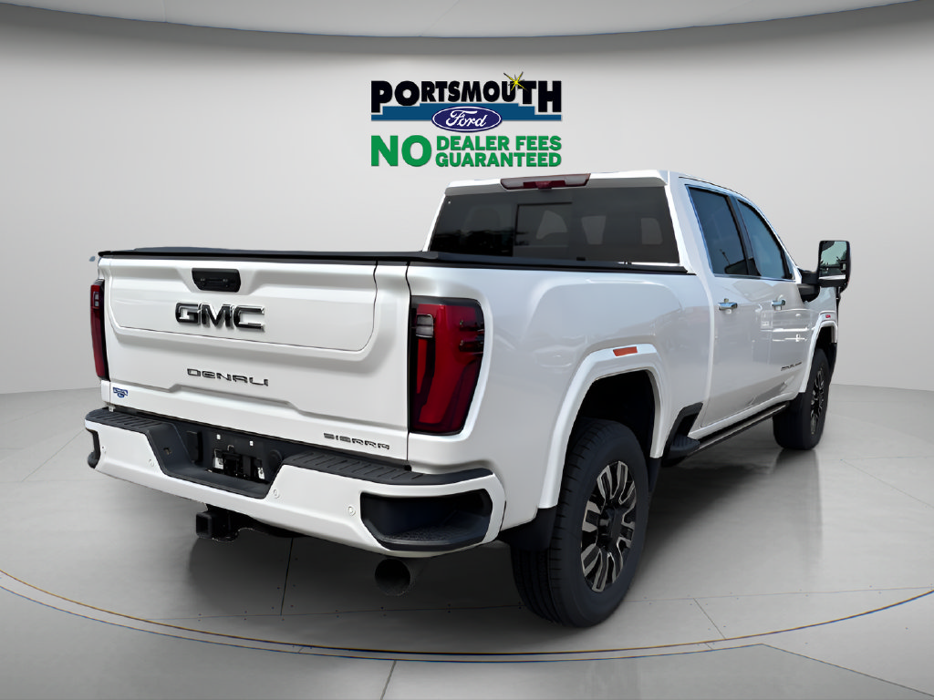 Used 2025 GMC Sierra 3500 Denali Ultimate w/ Snow Plow Prep/Camper Package AWD/4WD image 31