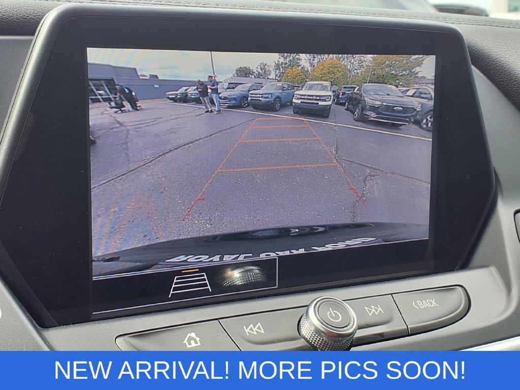 Used 2022 Chevrolet Blazer LT FWD image 8
