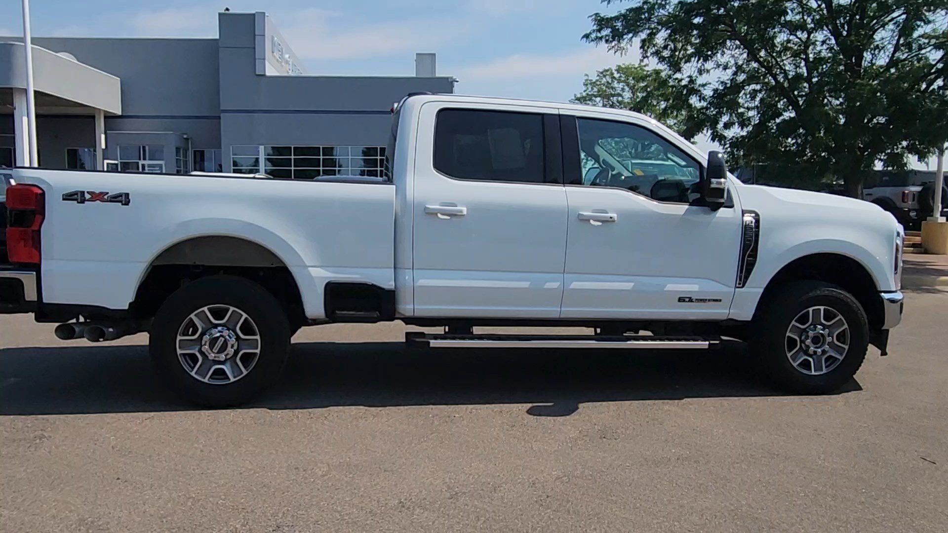 Certified 2025 Ford F250 Lariat AWD/4WD image 12