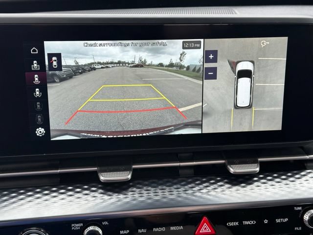 Used 2023 Kia Carnival SX Prestige FWD image 28