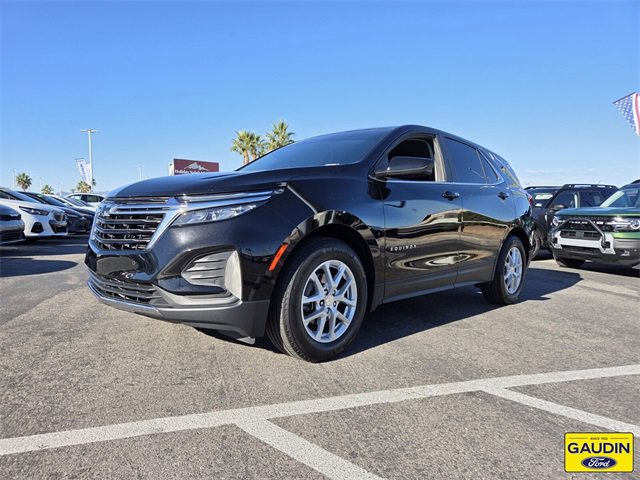 Used 2023 Chevrolet Equinox LT image 3