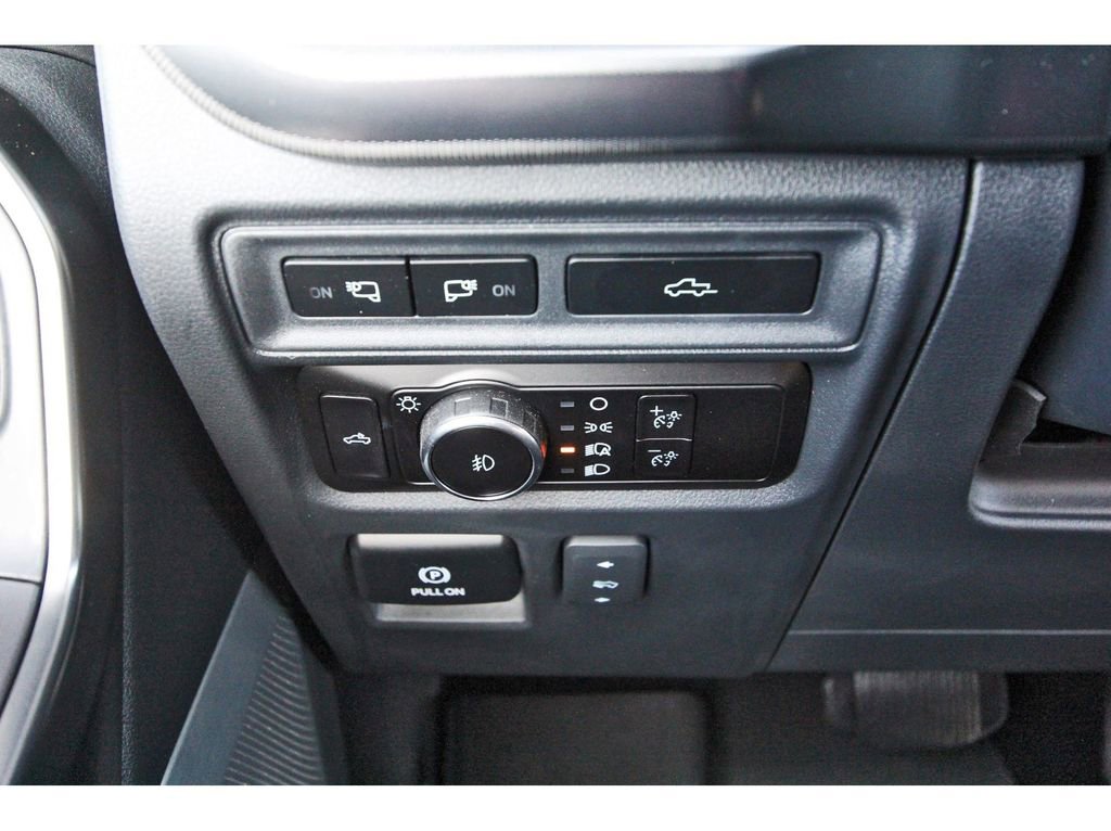 Certified 2023 Ford F150 Platinum w/ Equipment Group 701A High image 19