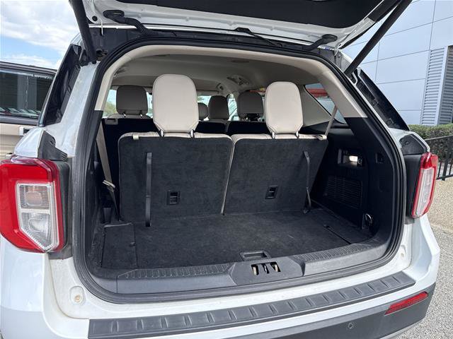 Certified 2023 Ford Explorer XLT w/ Equipment Group 202A AWD/4WD image 29