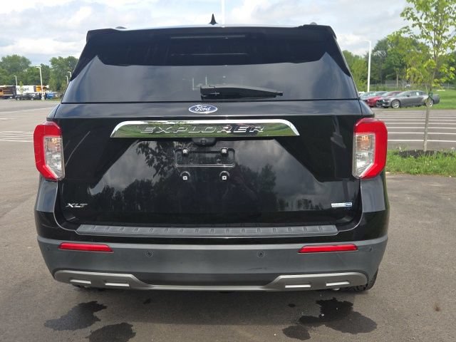 Certified 2020 Ford Explorer XLT w/ Equipment Group 202A AWD/4WD image 9
