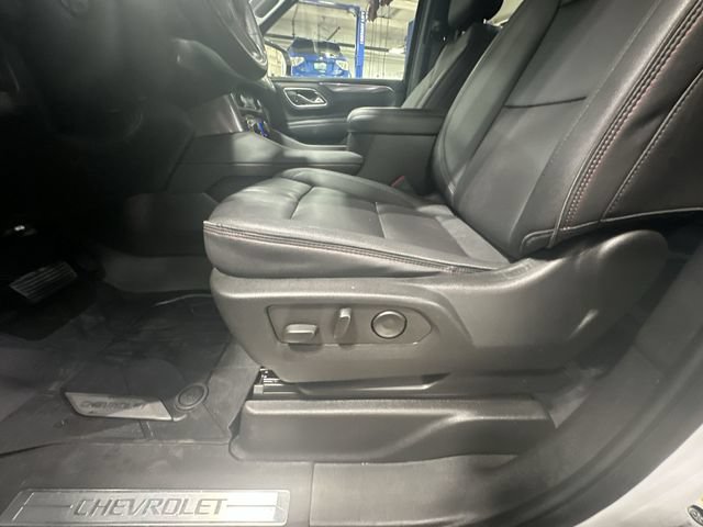Used 2023 Chevrolet Tahoe RST w/ Luxury Package AWD/4WD image 18
