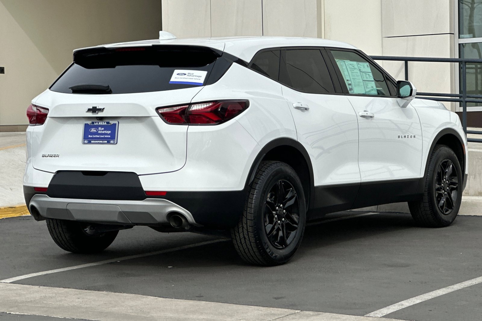 Used 2021 Chevrolet Blazer LT image 3