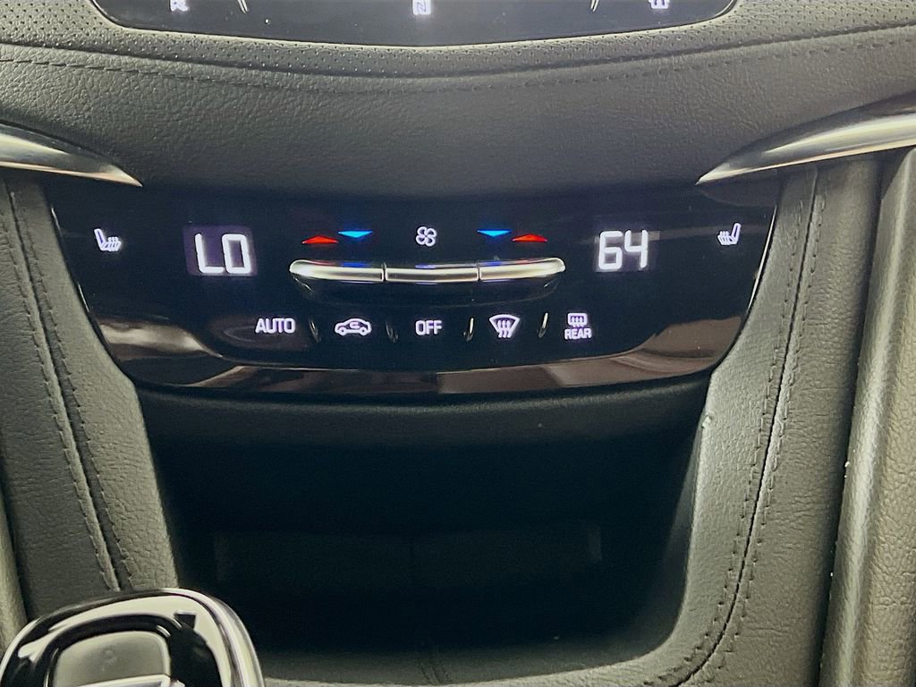 Used 2021 Cadillac XT5 Sportv w/ LPO, Floor Liner Package AWD/4WD image 21