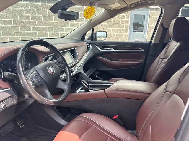 Used 2021 Buick Enclave Avenir w/ Avenir Technology Package AWD/4WD image 17