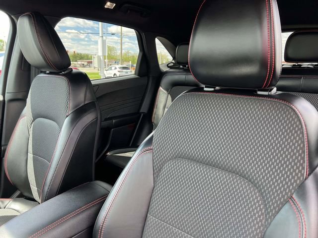 Certified 2023 Ford Escape ST-Line w/ Cold Weather Package FWD image 26