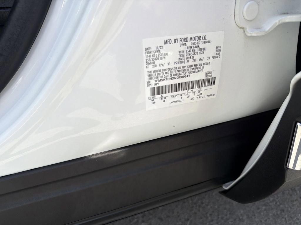 Certified 2022 Ford Explorer XLT w/ Equipment Group 202A image 36