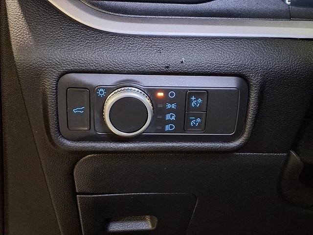 Certified 2022 Ford Explorer XLT RWD image 18