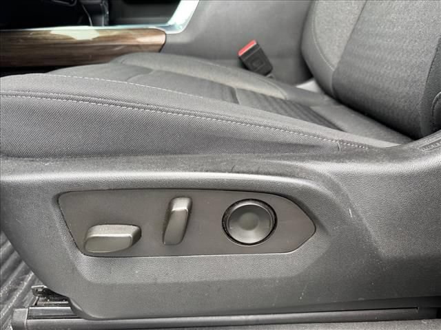 Used 2022 Chevrolet Silverado 1500 RST w/ Convenience Package II RWD image 15