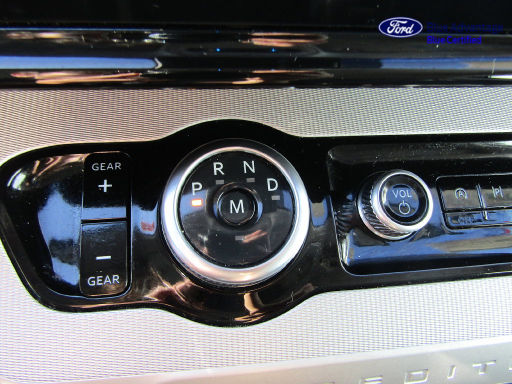 Certified 2025 Ford Expedition Active AWD/4WD image 56