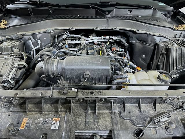 Certified 2024 Ford Explorer XLT w/ Equipment Group 202A AWD/4WD image 35