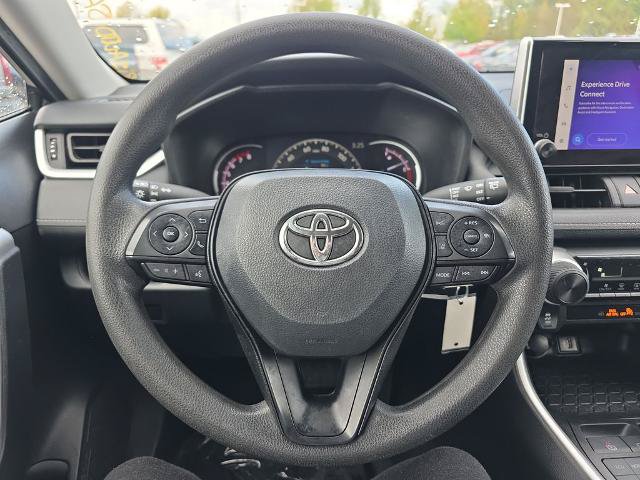 Used 2024 Toyota RAV4 LE AWD/4WD image 25