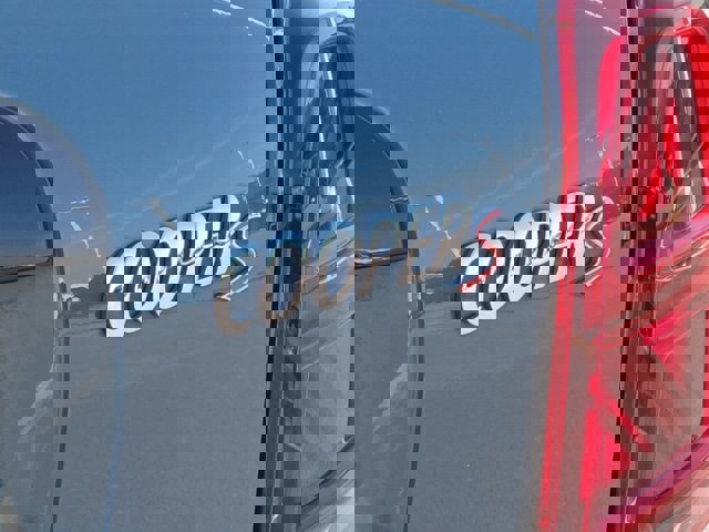 Used 2024 MINI Cooper Countryman S w/ Signature Upholstery Package image 29