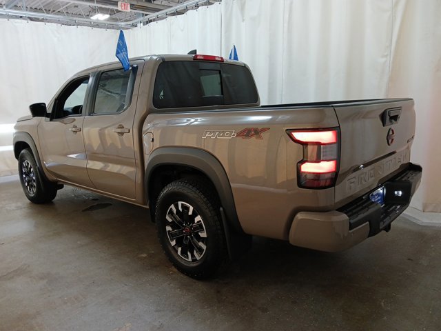 Used 2023 Nissan Frontier PRO-4X w/ Pro Convenience Package image 2