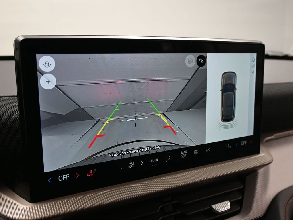 Certified 2025 Ford Explorer Active image 42