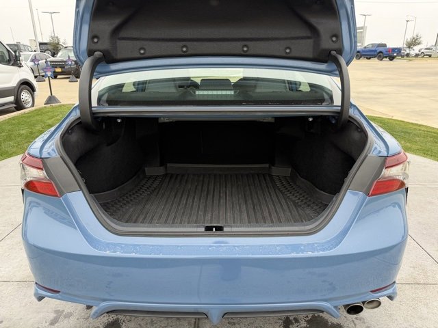 Used 2024 Toyota Camry SE image 7