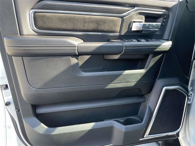 Used 2024 RAM 2500 Laramie w/ Sport Appearance Package image 16