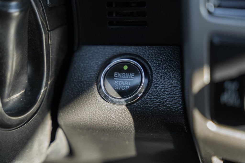 Certified 2021 Ford F350 Lariat image 34