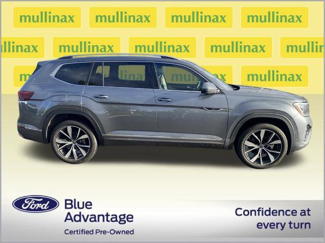 Used 2024 Volkswagen Atlas SEL Premium R-Line image 2