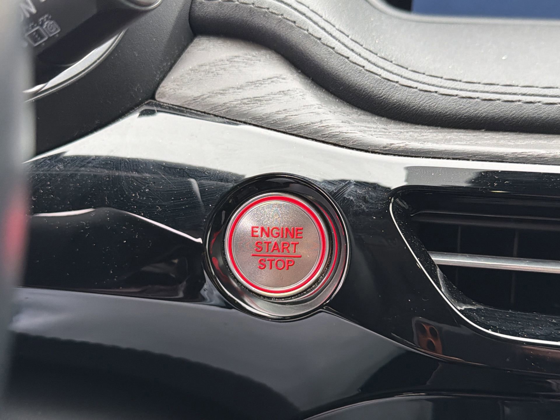 Used 2023 Acura MDX SH-AWD w/ Advance Package image 12