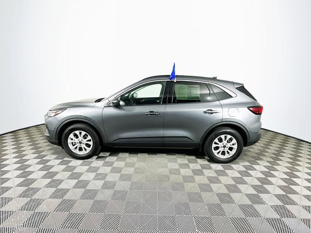 Certified 2023 Ford Escape Active w/ Tech Pack #2 image 2