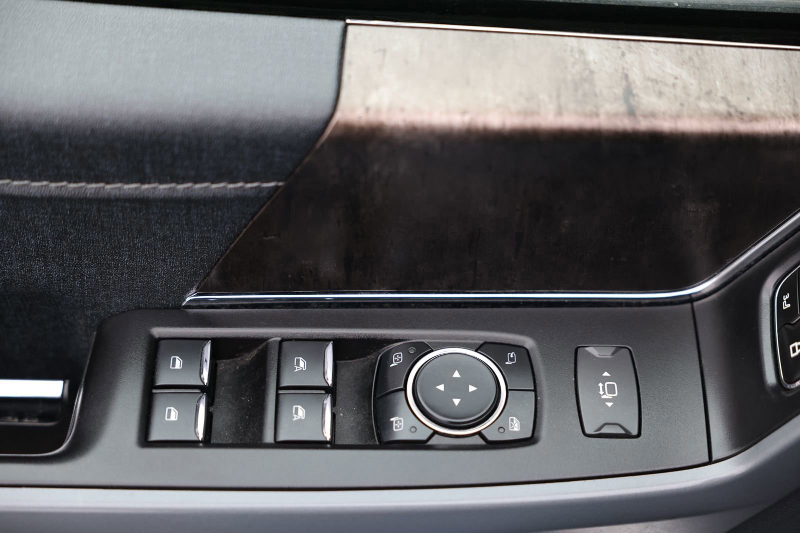 Certified 2023 Ford F150 Lariat w/ Equipment Group 502A High image 20