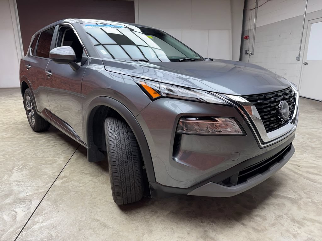 Used 2023 Nissan Rogue SV AWD/4WD image 7