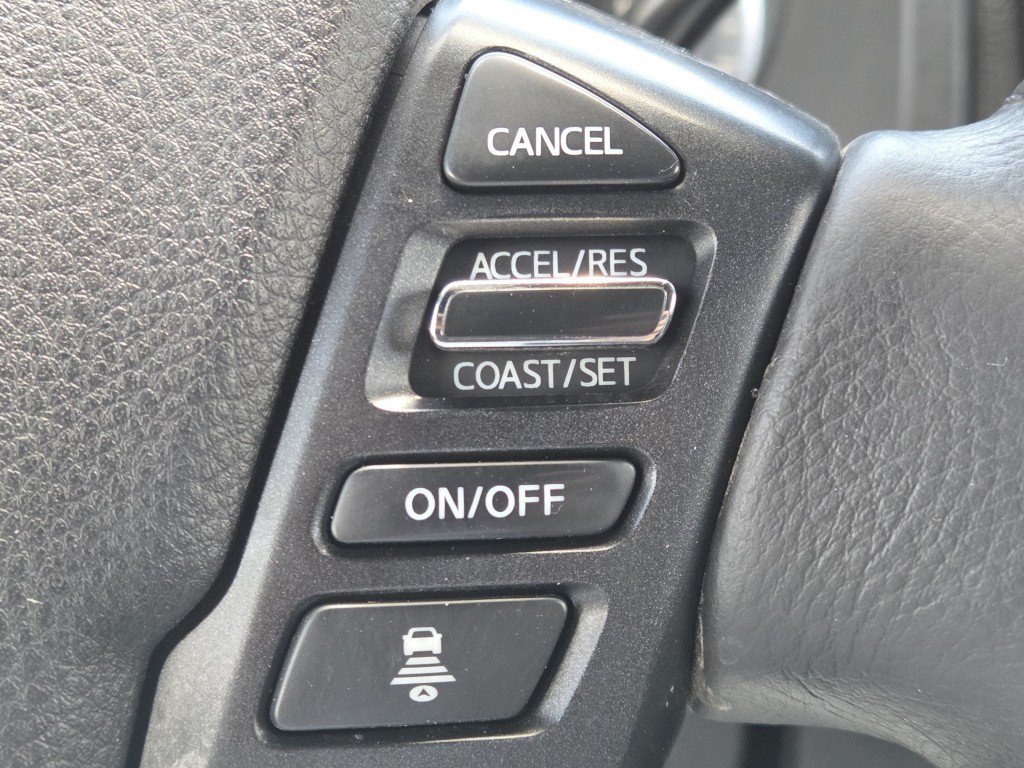Used 2023 Nissan Titan SV w/ SV Convenience Package AWD/4WD image 14