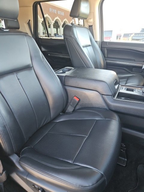 Certified 2022 Ford Expedition XLT image 14
