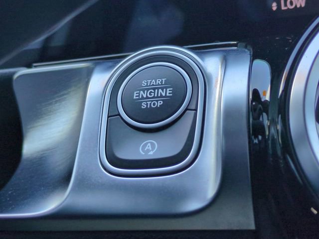 Used 2021 Mercedes-Benz GLB 250 4MATIC image 31