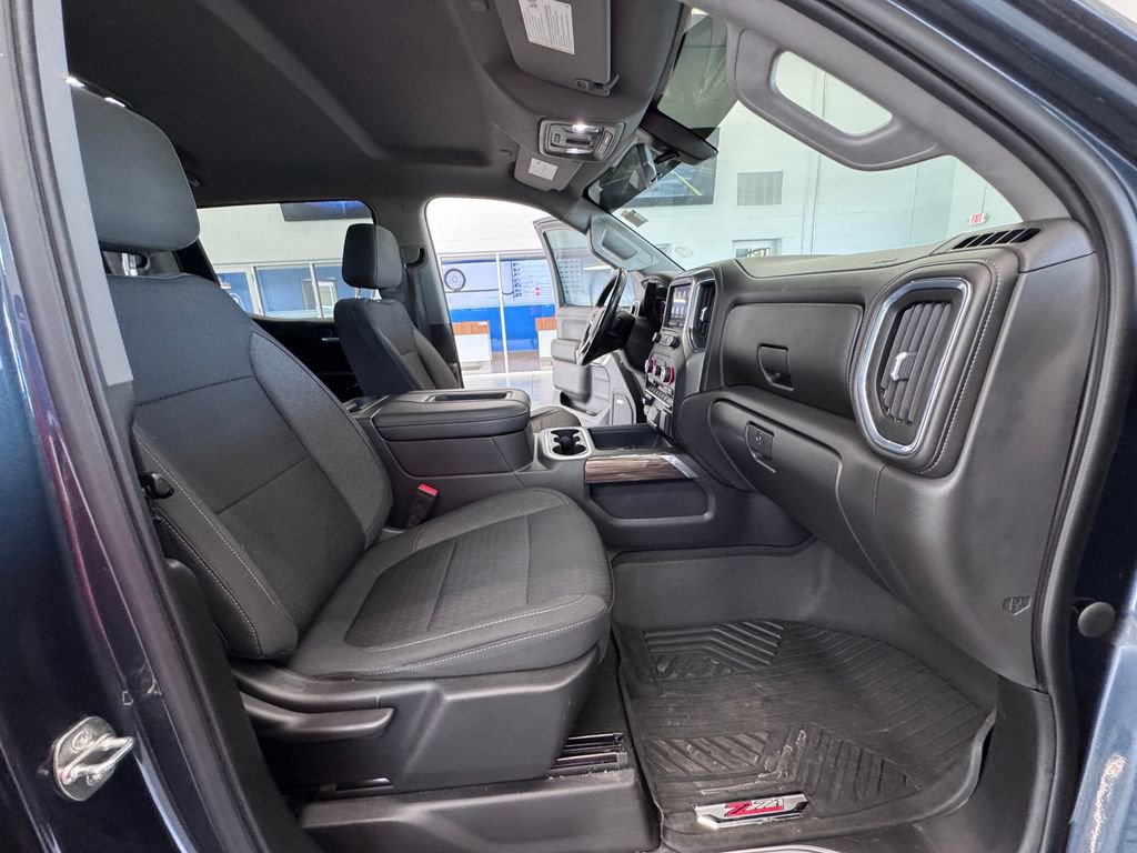 Used 2021 Chevrolet Silverado 1500 LT Trail Boss w/ Convenience Package II AWD/4WD image 23