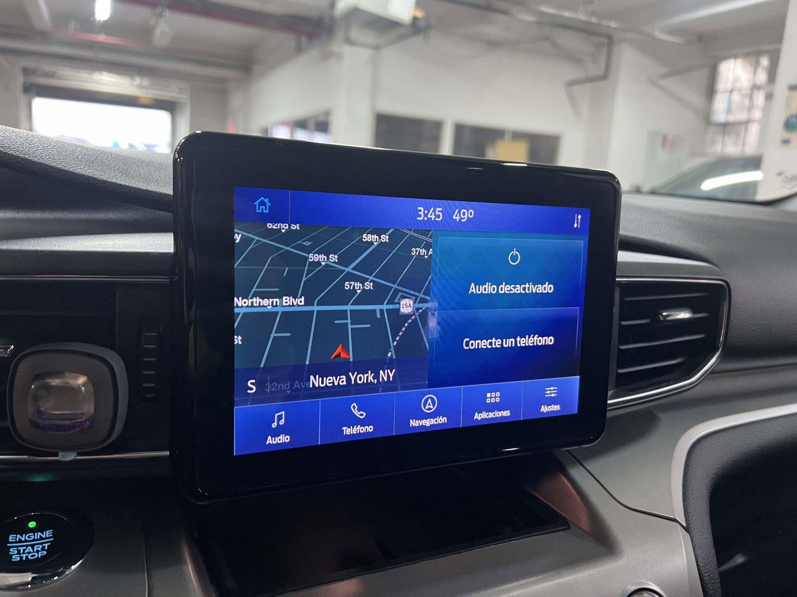 Certified 2021 Ford Explorer XLT w/ Equipment Group 202A image 31