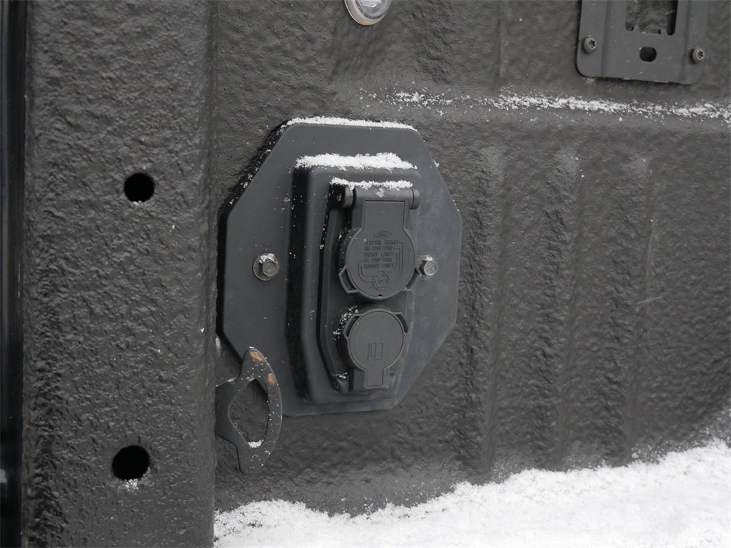 Certified 2023 Ford F450 Lariat w/ Chrome Package image 12