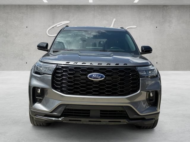 Certified 2025 Ford Explorer ST-Line w/ ST-Line Street Pack AWD/4WD image 19