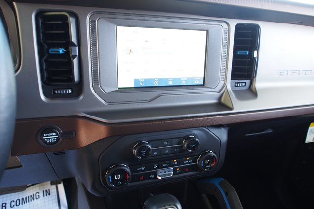 Certified 2023 Ford Bronco Outer Banks AWD/4WD image 28