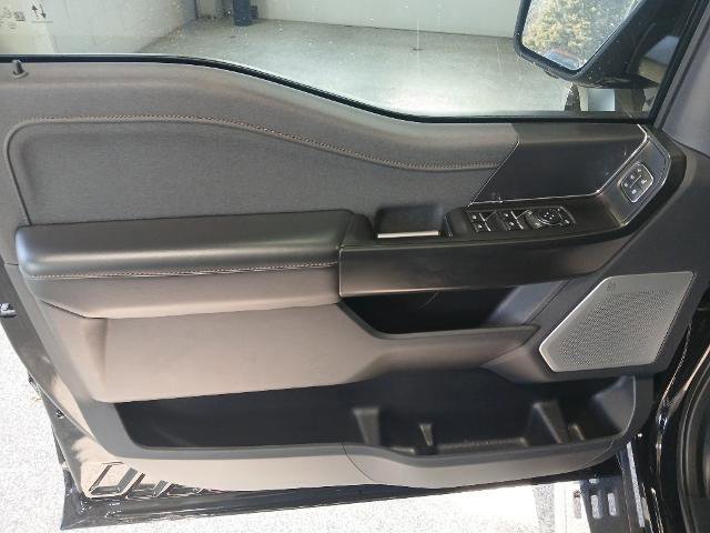 Certified 2022 Ford F150 Raptor w/ Equipment Group 801A High image 12