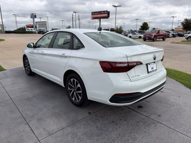 Used 2024 Volkswagen Jetta S FWD image 5