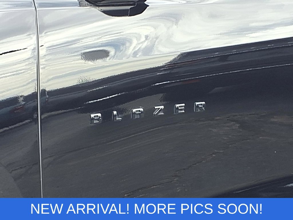 Used 2022 Chevrolet Blazer LT FWD image 28