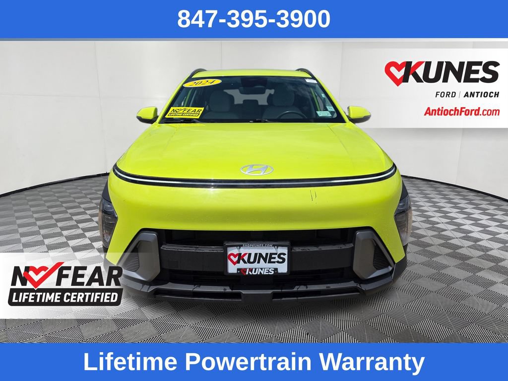 Used 2024 Hyundai Kona SEL AWD/4WD image 2