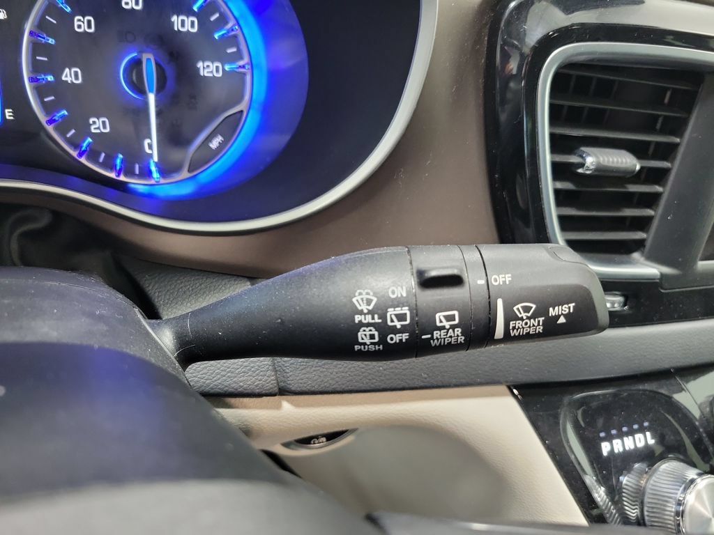 Used 2023 Chrysler Voyager LX FWD image 43