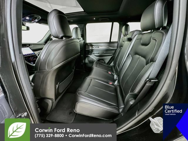 Used 2024 Jeep Grand Cherokee Limited w/ Black Appearance Package AWD/4WD image 30