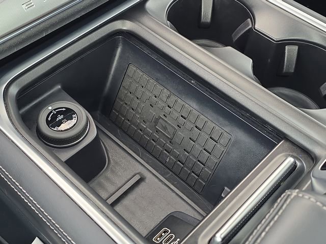 Certified 2025 Ford Expedition Platinum image 29