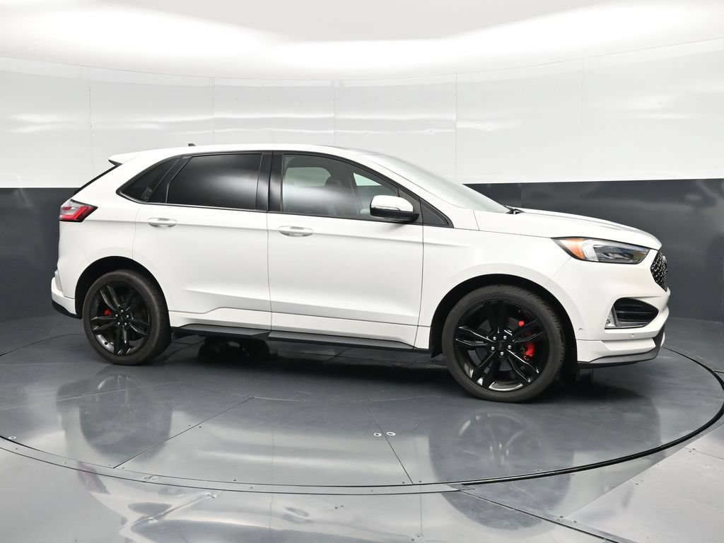 Certified 2022 Ford Edge ST w/ Equipment Group 401A AWD/4WD image 5