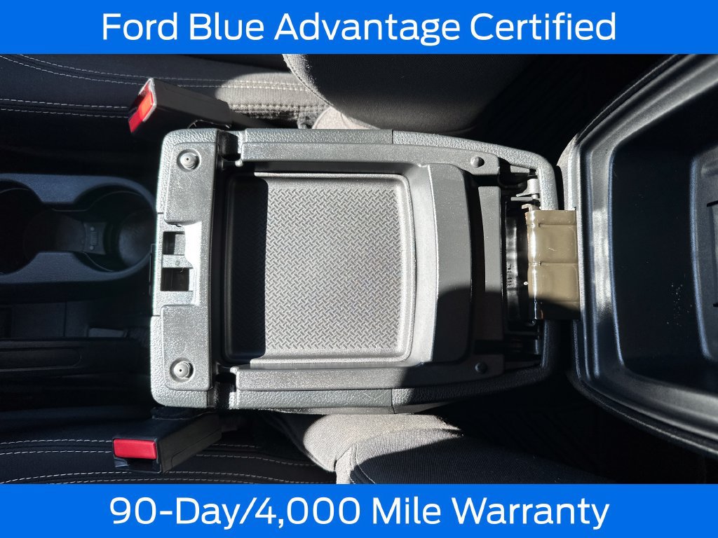Used 2018 Jeep Wrangler Unlimited Sahara w/ Connectivity Group AWD/4WD image 19